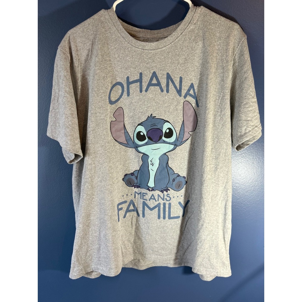 Disney T-Shirt Men's XL Gray Lilo & Stitch Ohana Means Family Graphic